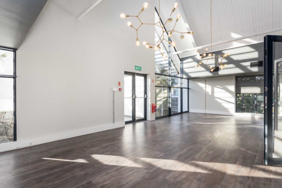 To Let Commercial Property for Rent in Val De Vie Estate Western Cape